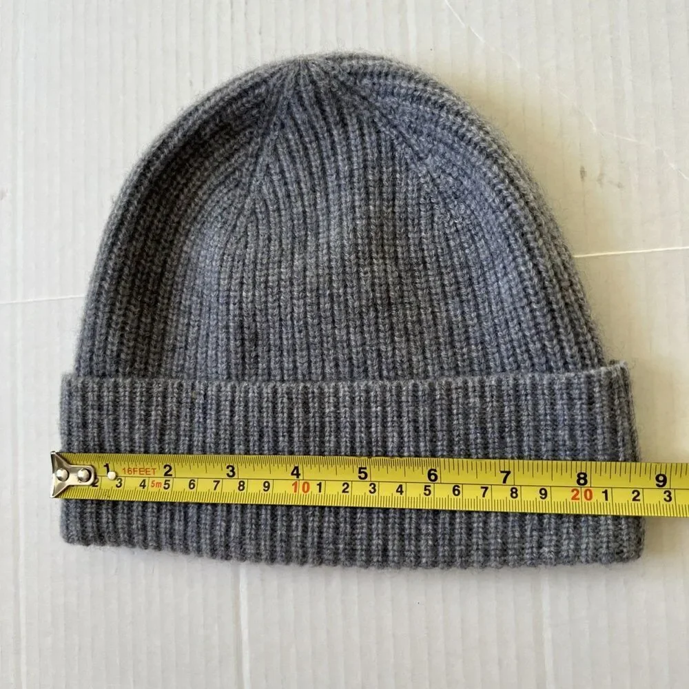Robertson & Rodeo Sz S Beanie Hat Gray 100% Cashmere NWOT